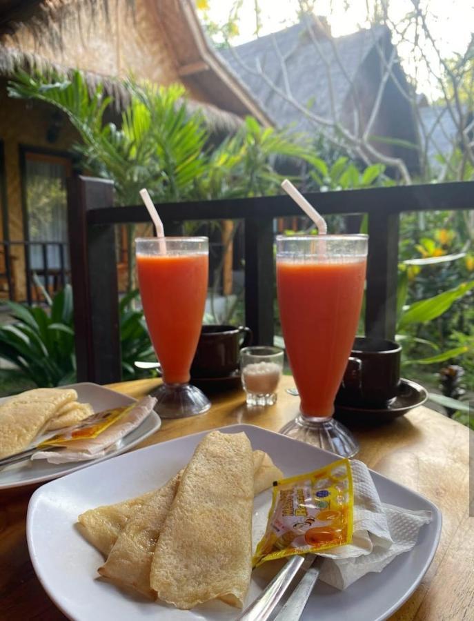 Kubu Artha Bungalow Nusa Penida Ped Екстер'єр фото