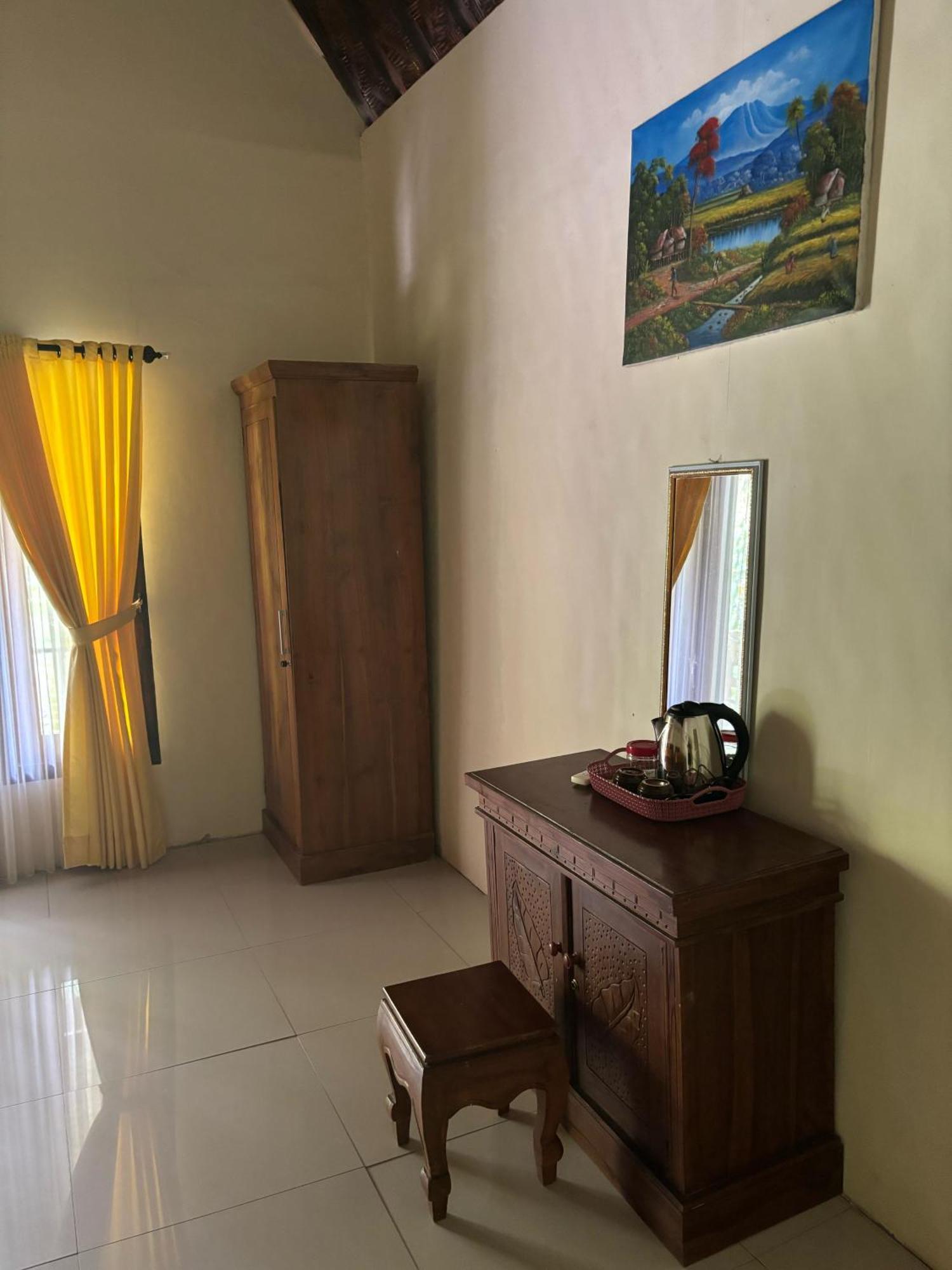 Kubu Artha Bungalow Nusa Penida Ped Екстер'єр фото