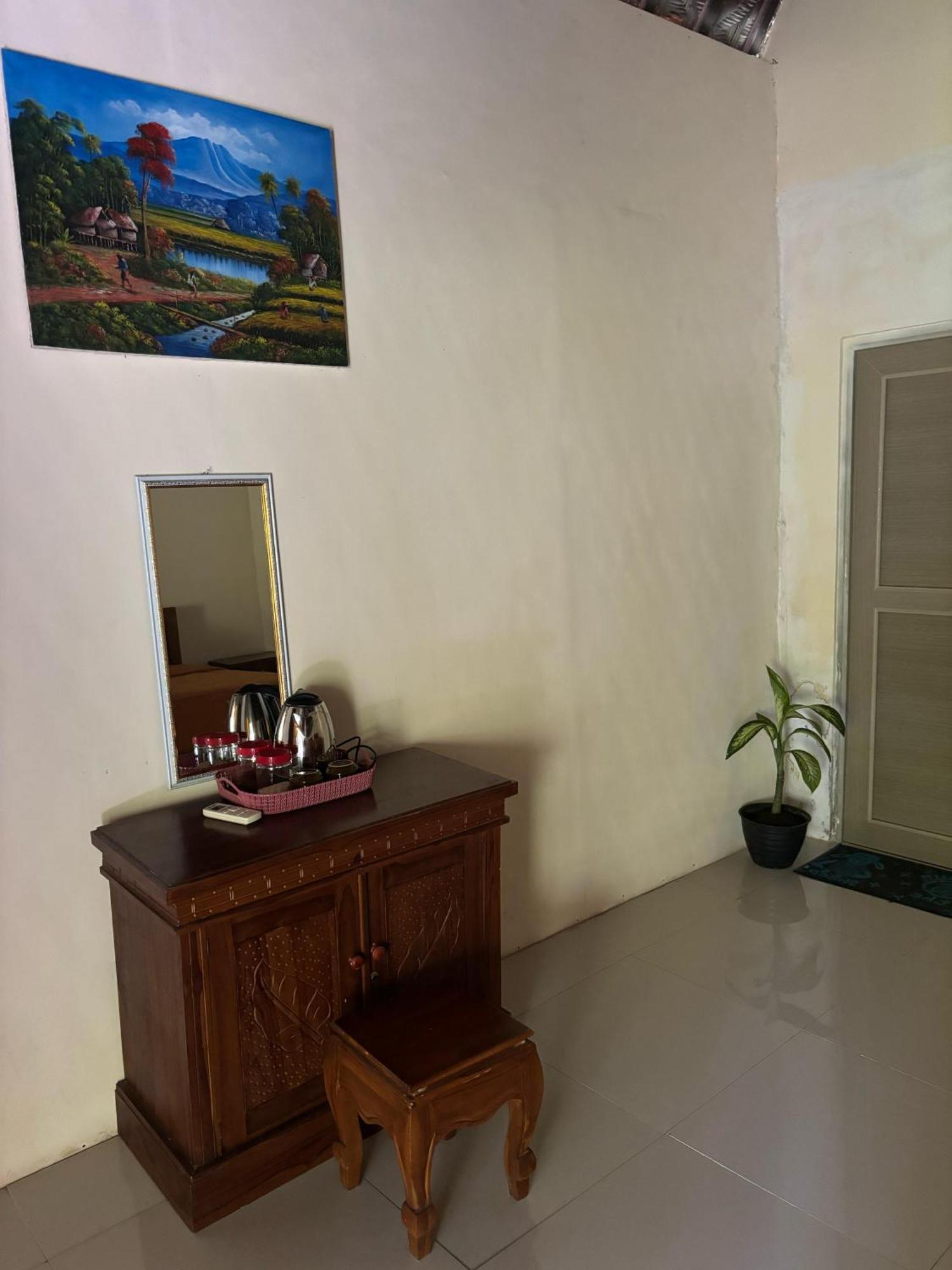 Kubu Artha Bungalow Nusa Penida Ped Екстер'єр фото
