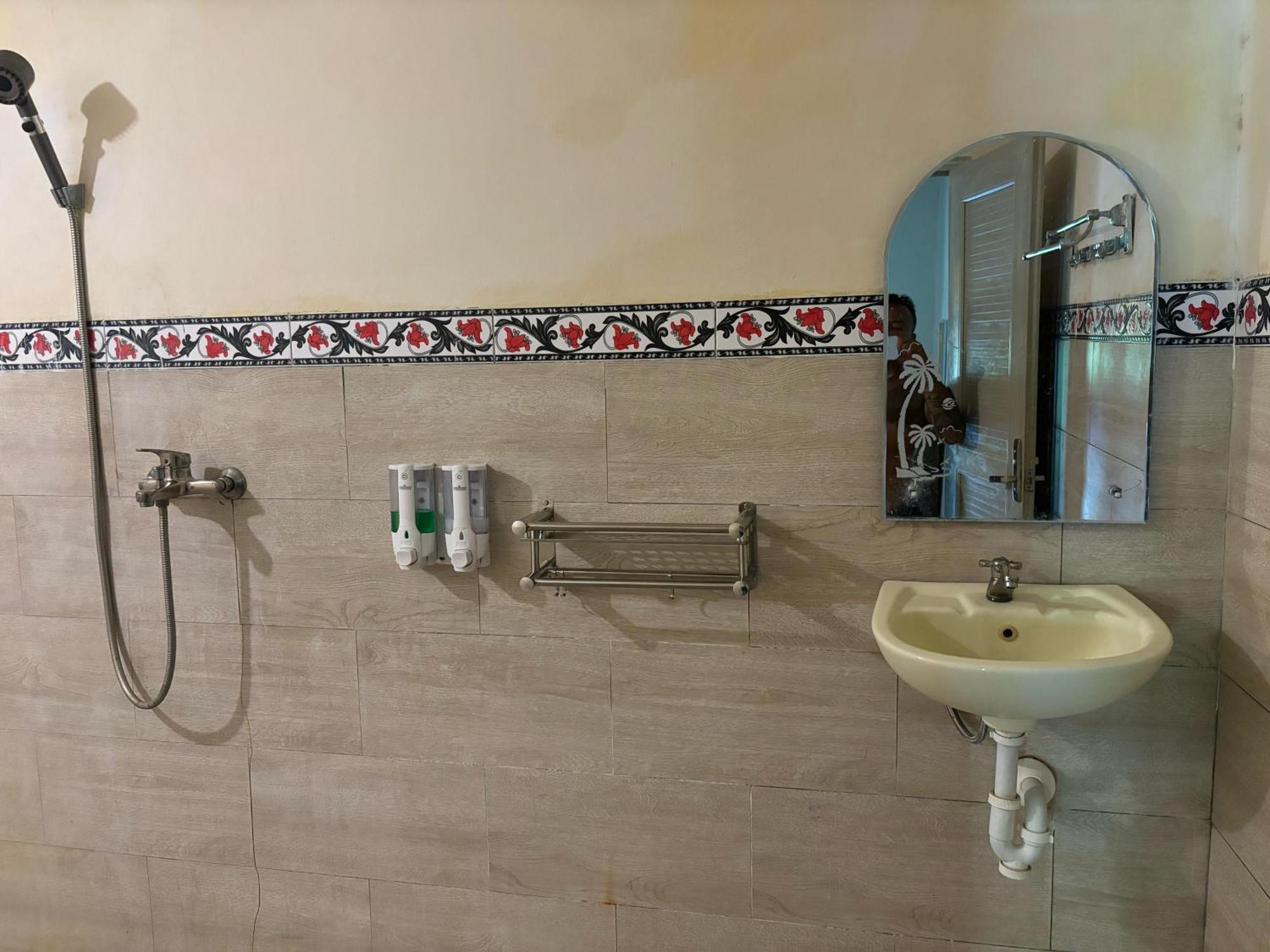 Kubu Artha Bungalow Nusa Penida Ped Екстер'єр фото