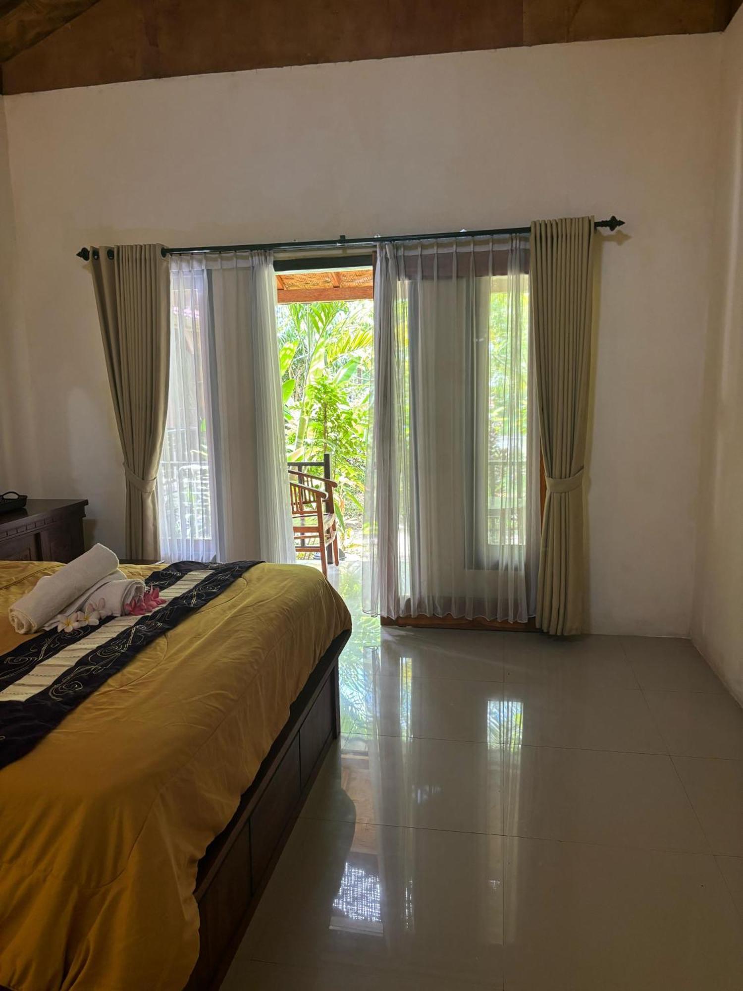 Kubu Artha Bungalow Nusa Penida Ped Екстер'єр фото