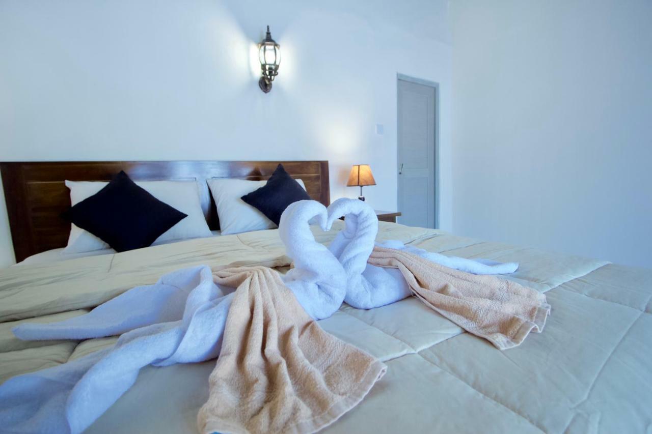 Kubu Artha Bungalow Nusa Penida Ped Екстер'єр фото