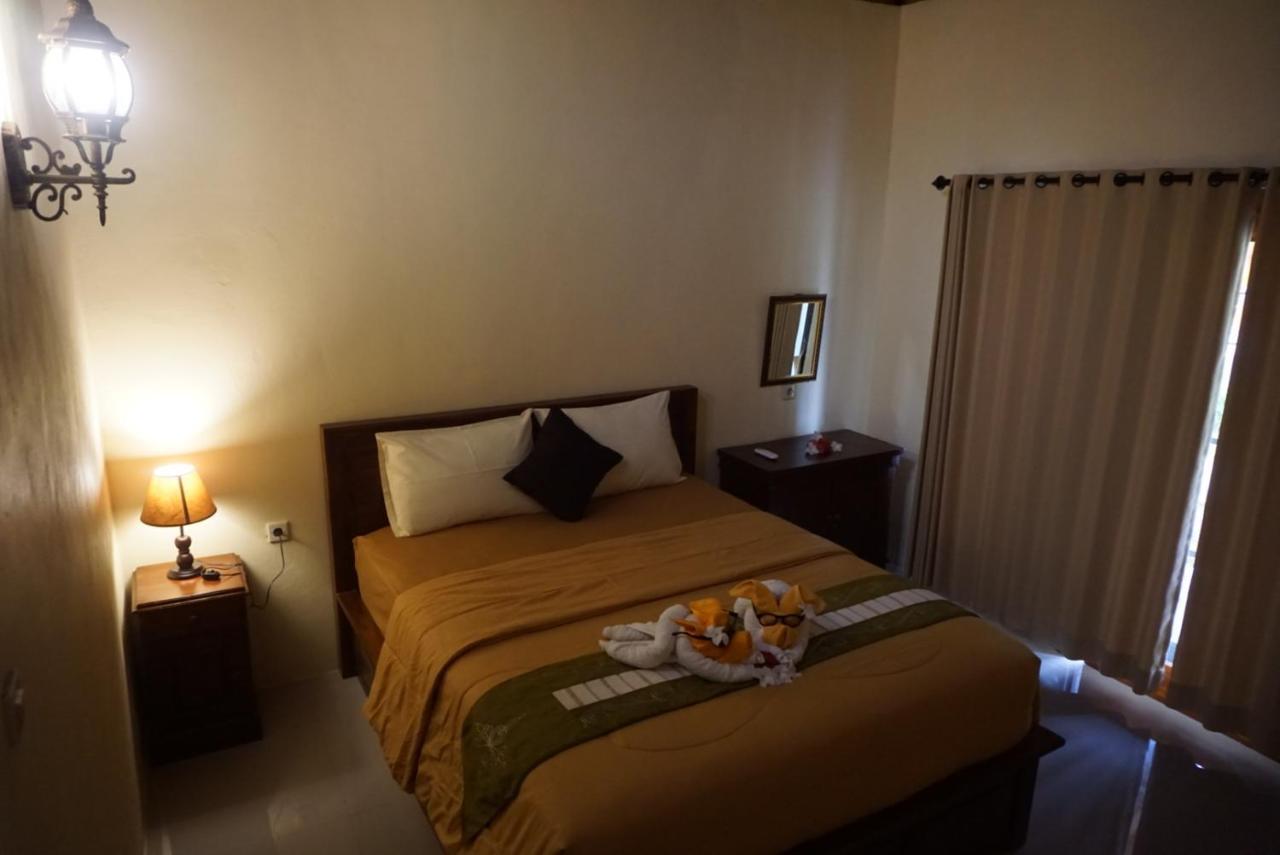 Kubu Artha Bungalow Nusa Penida Ped Екстер'єр фото